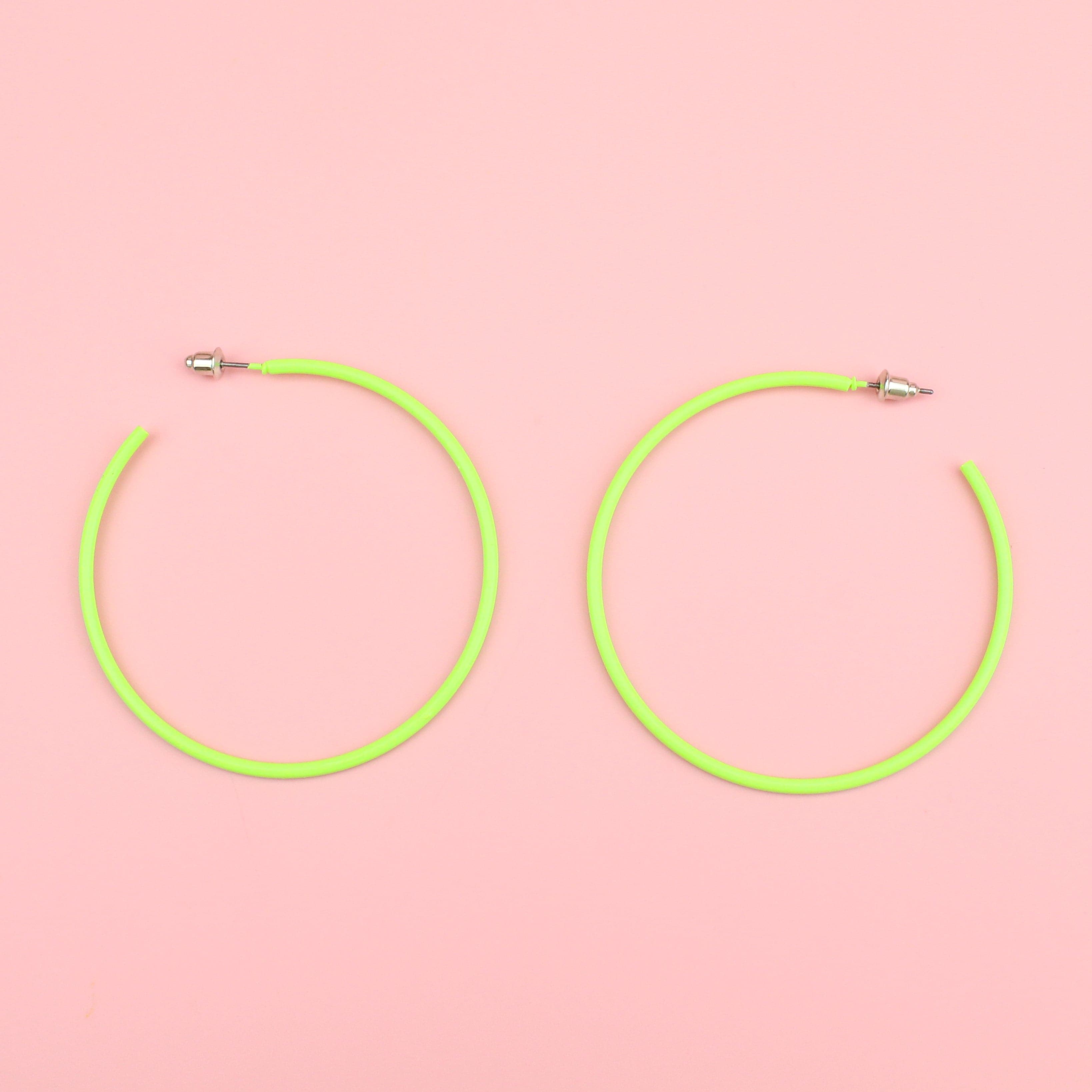 Neon Green Enamel Sparkle Hoop Earrings – Golden Gifts Jewelry